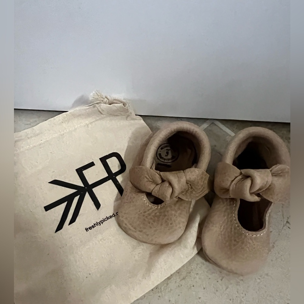 Freshly Picked booties, soft sole